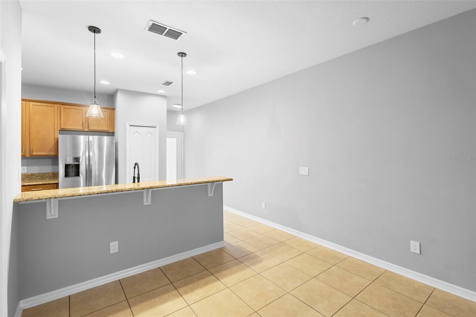 SOMERSET CHASE - Residential