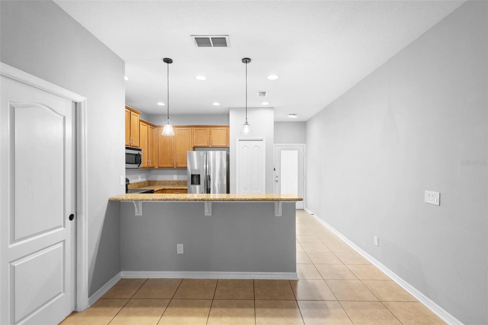 SOMERSET CHASE - Residential