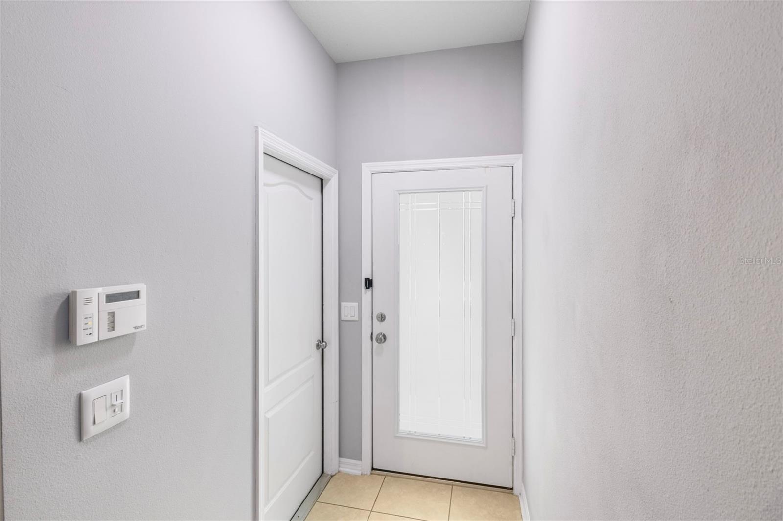 SOMERSET CHASE - Residential