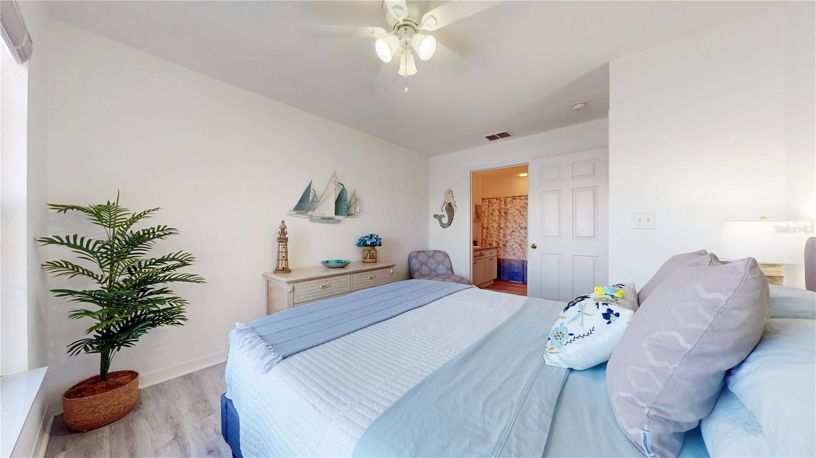 LAKE CHASE CONDO - Residential