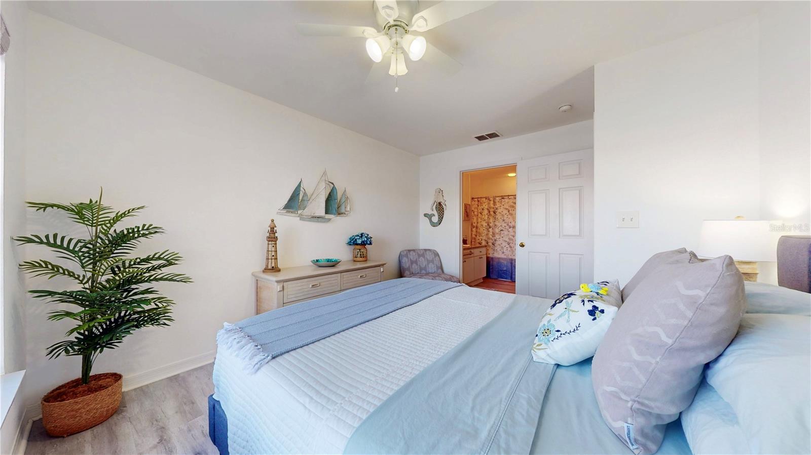 LAKE CHASE CONDO - Residential