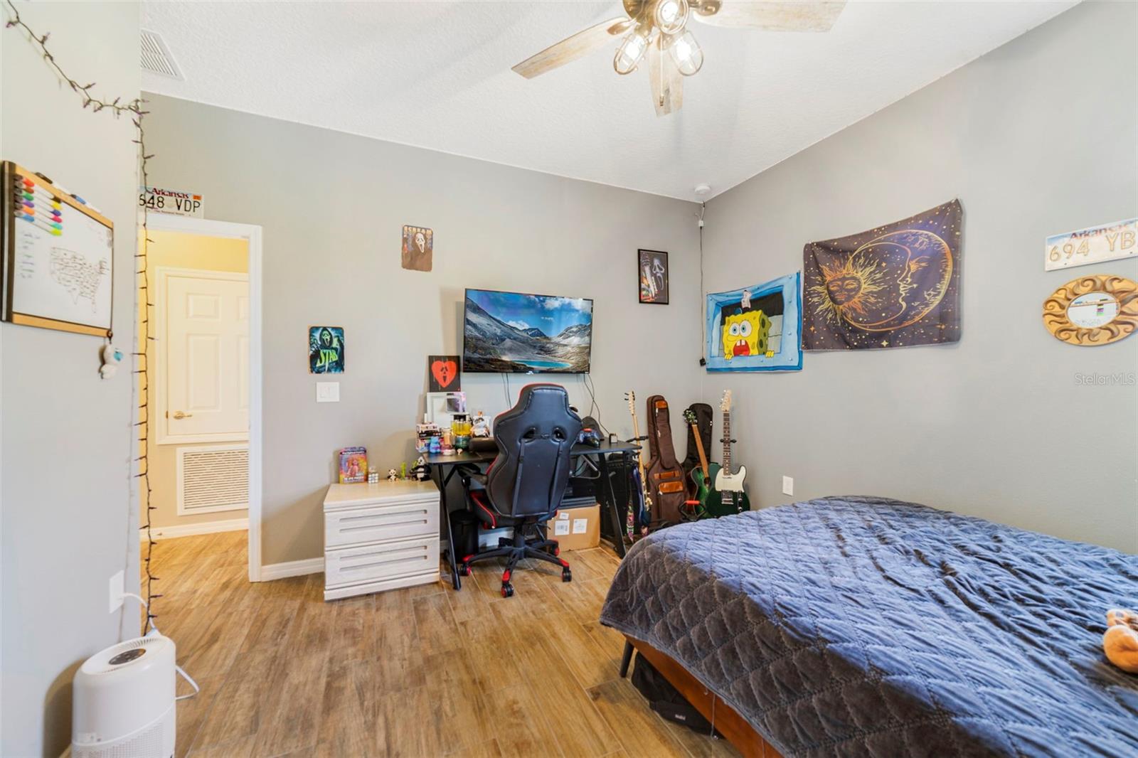 HARBOR SHORES - Residential