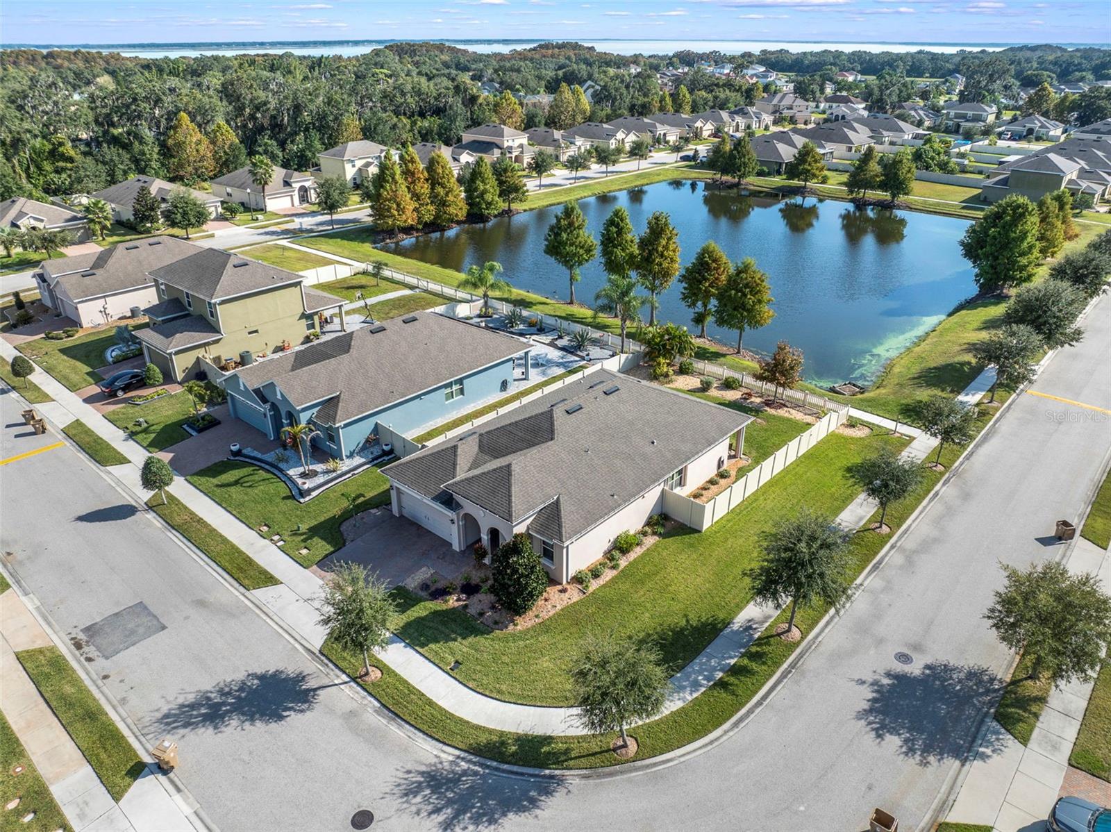 HARBOR SHORES - Residential