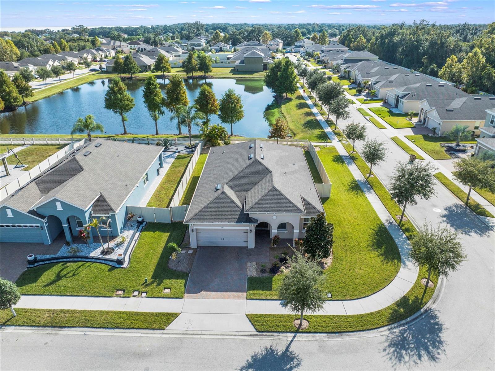 HARBOR SHORES - Residential