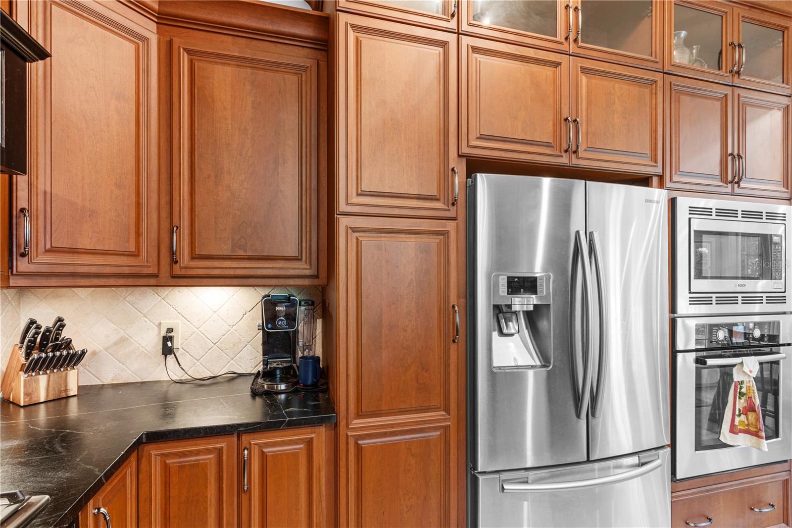 HAILE PLANTATION UNIT 6 PH II - Residential Lease