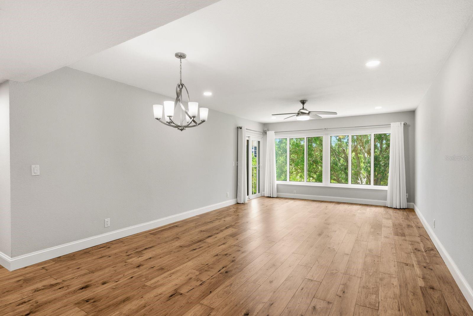 MARINER VILLAGE NORTHWEST CONDO - Residential