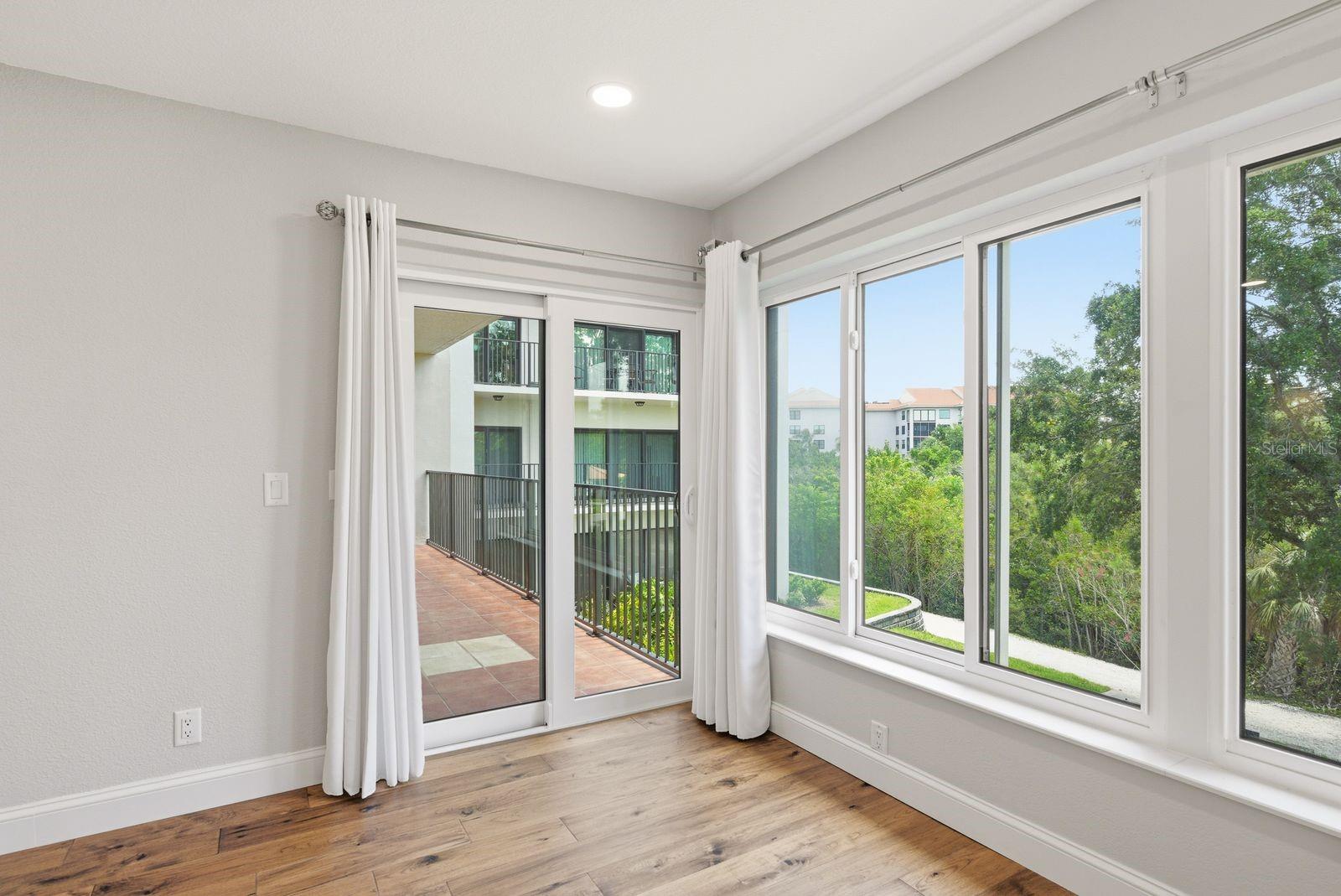 MARINER VILLAGE NORTHWEST CONDO - Residential