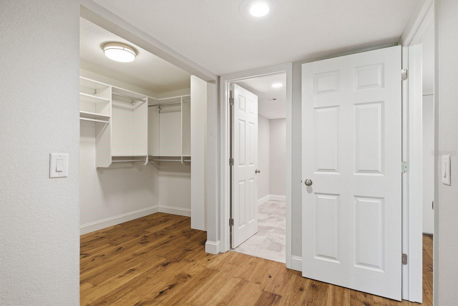 MARINER VILLAGE NORTHWEST CONDO - Residential