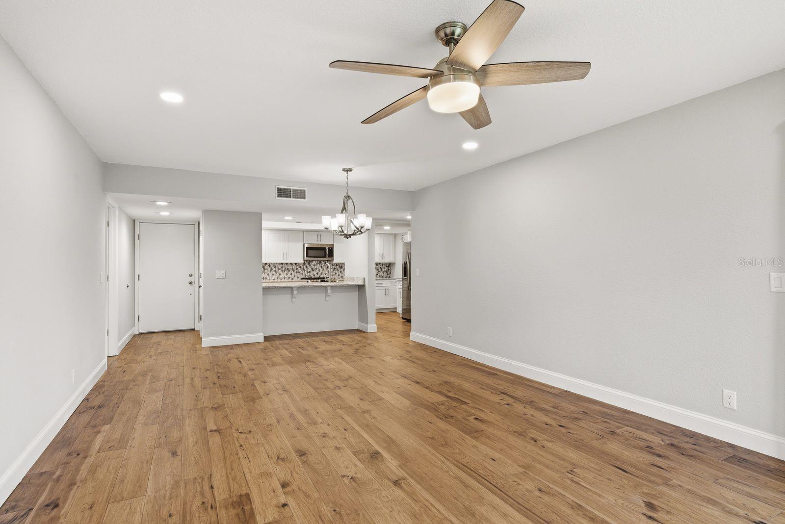 MARINER VILLAGE NORTHWEST CONDO - Residential