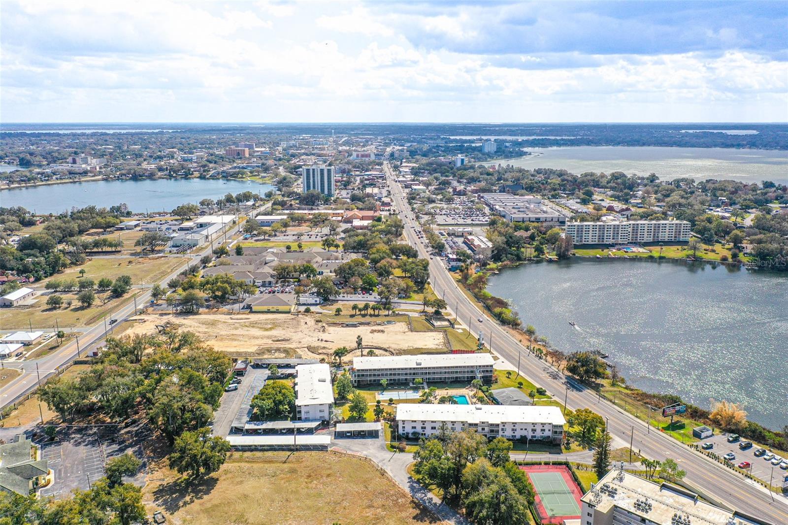 WINTER HAVEN HARBOUR APTS CONDO - Residential