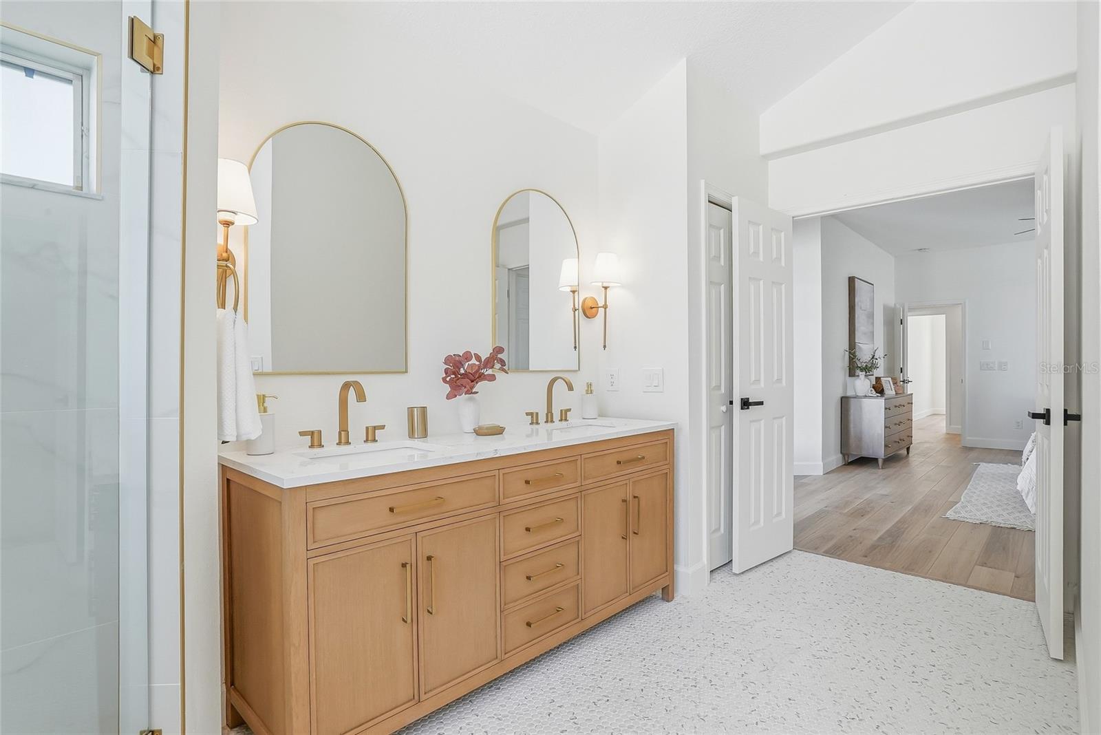 HARBOR VIEW 4 - Residential