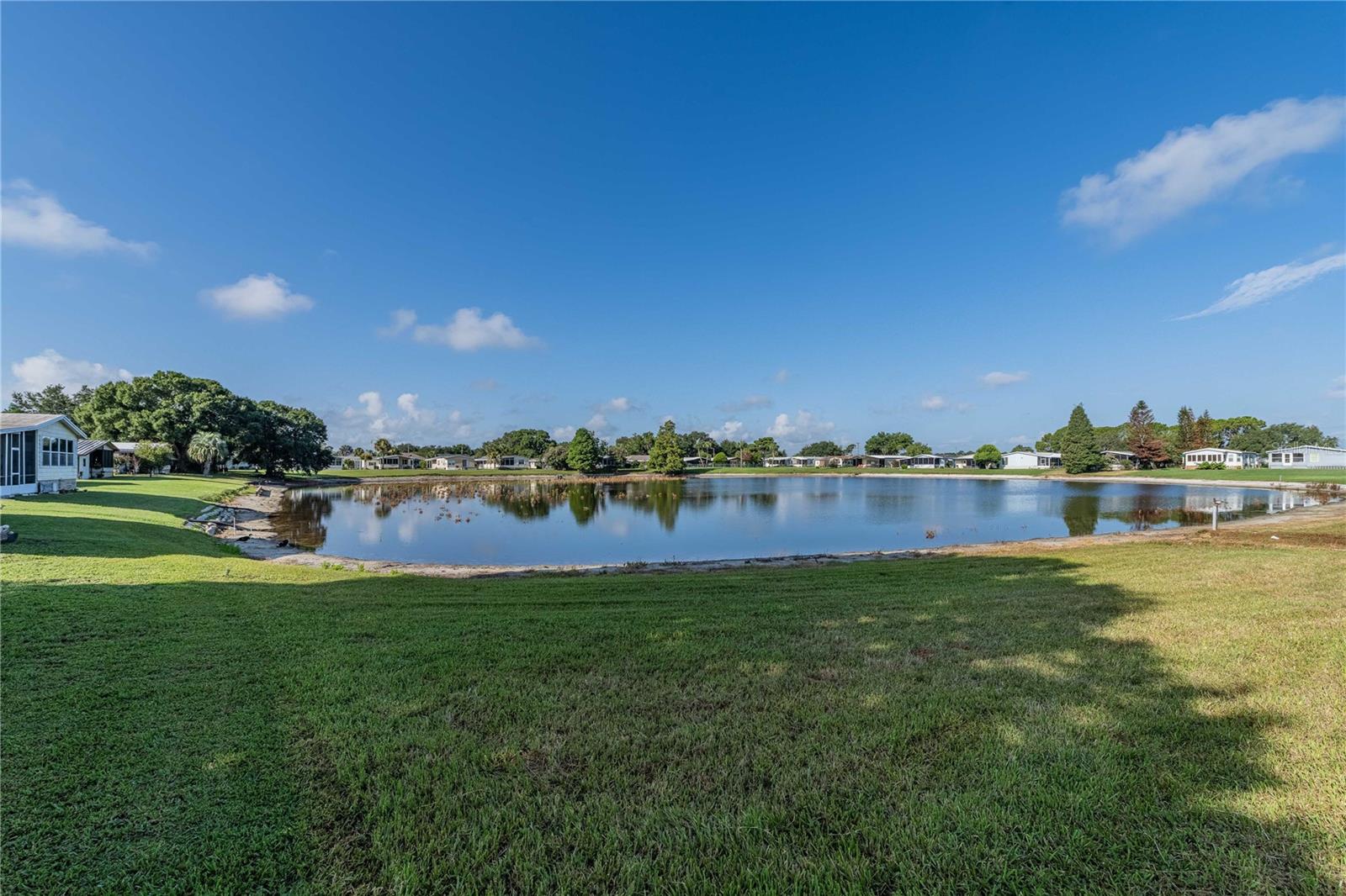 489 VILLAGE CIRCLE SW