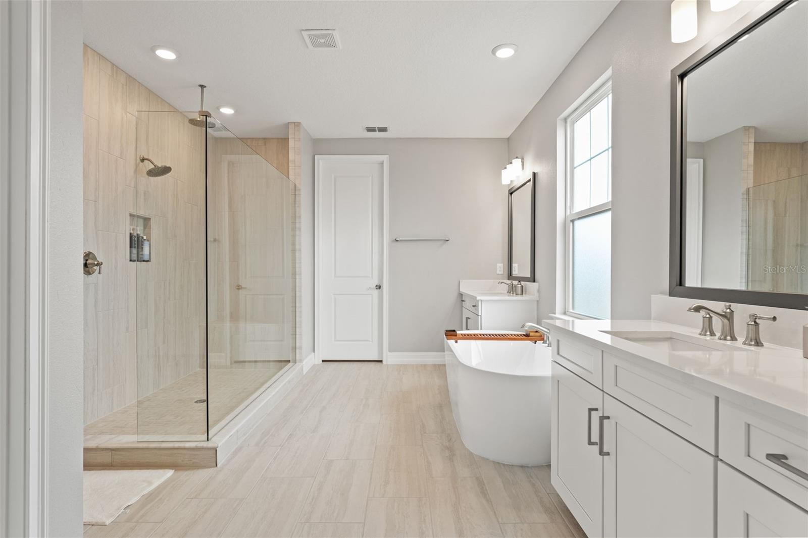 ANTIGUA COVE PH 1 - Residential