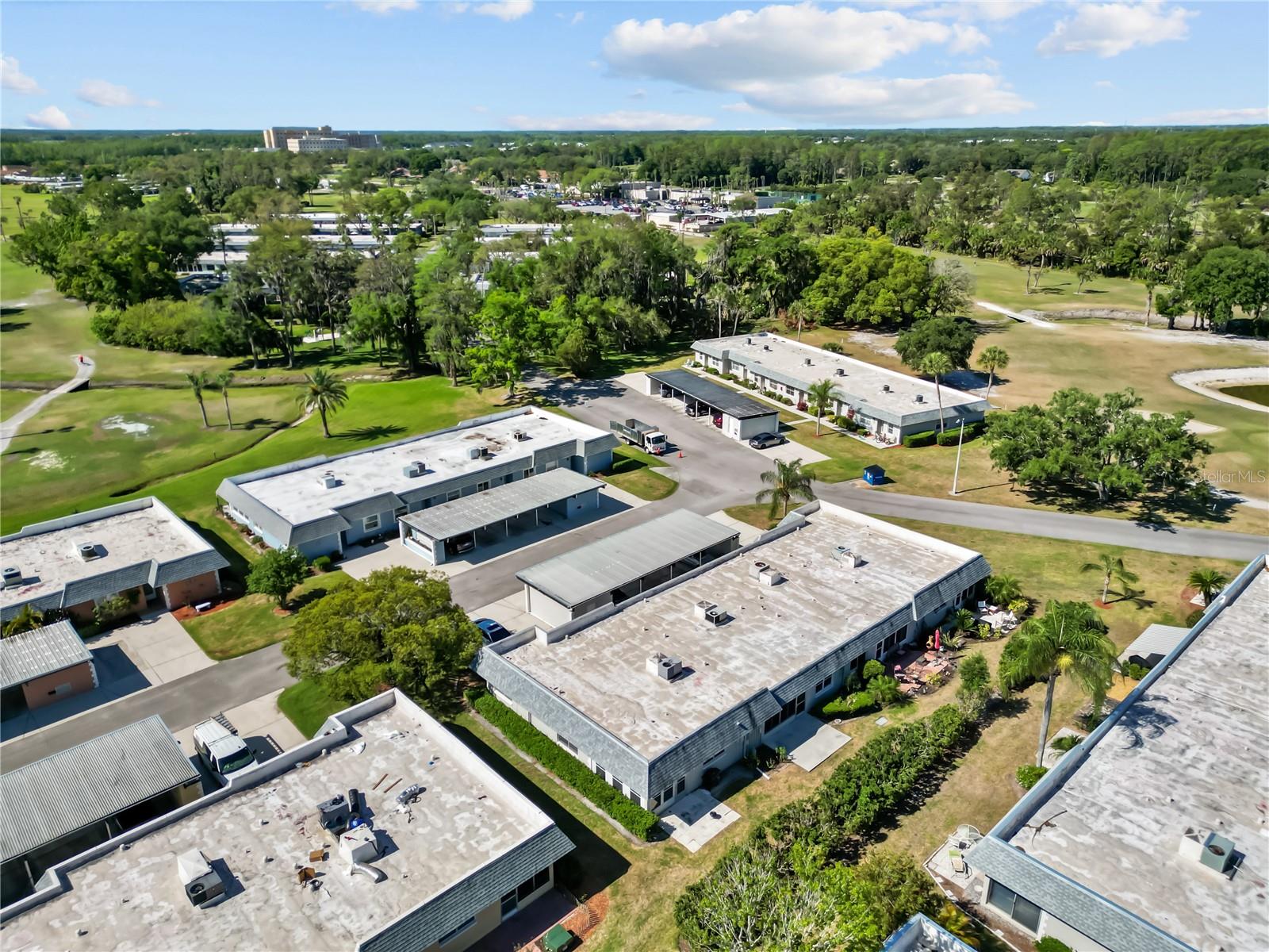 07 SPGS VILLAS CONDO - Residential