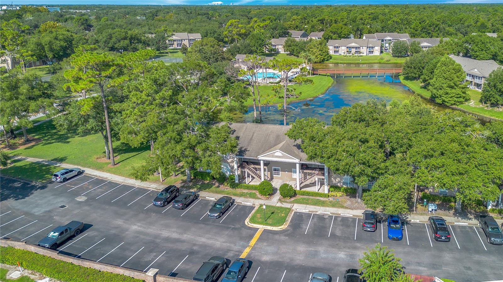 HUNTERS RESERVE A CONDO - Residential