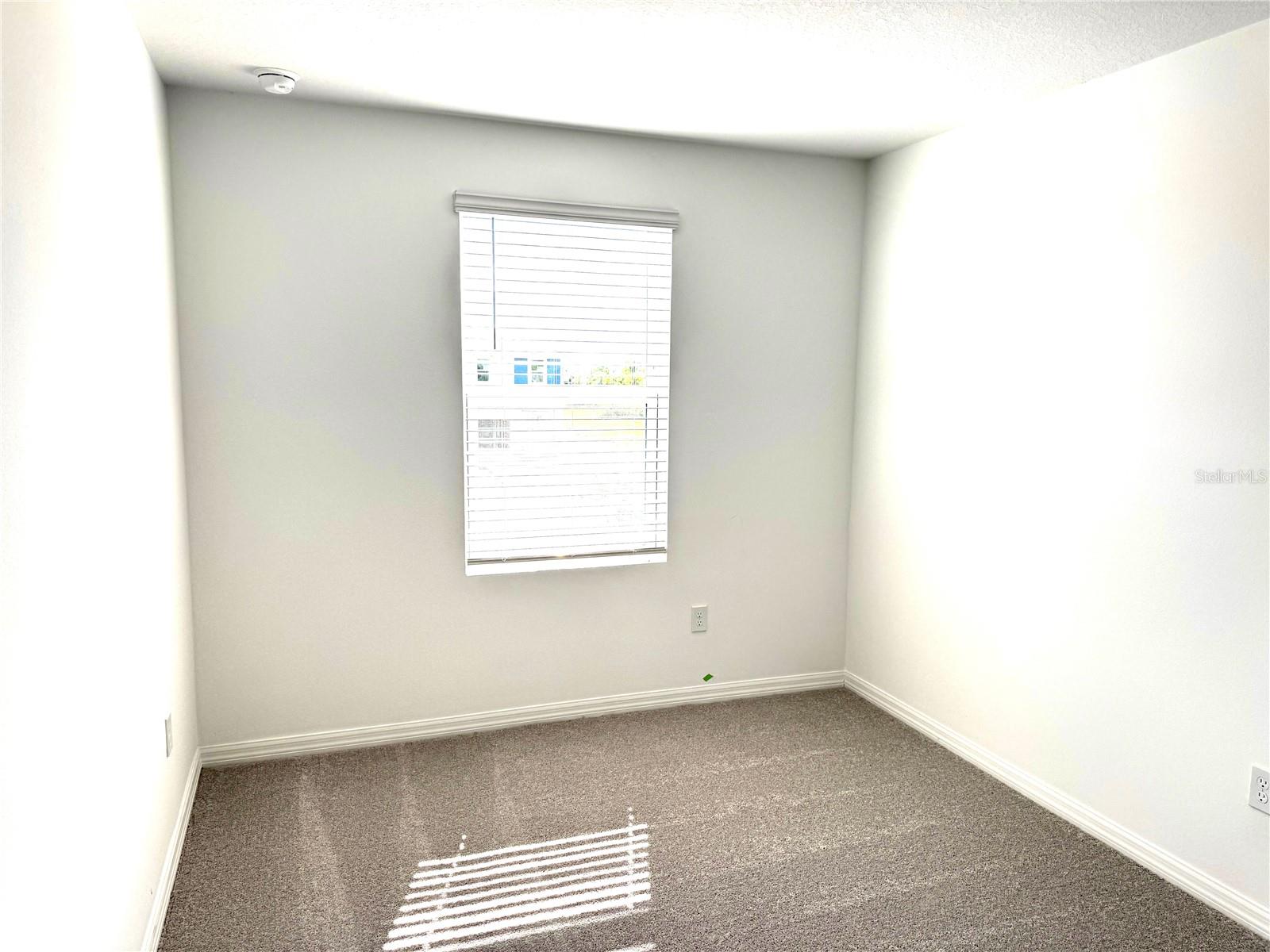 TOWNHOMES AT AZARIO - Residential Lease