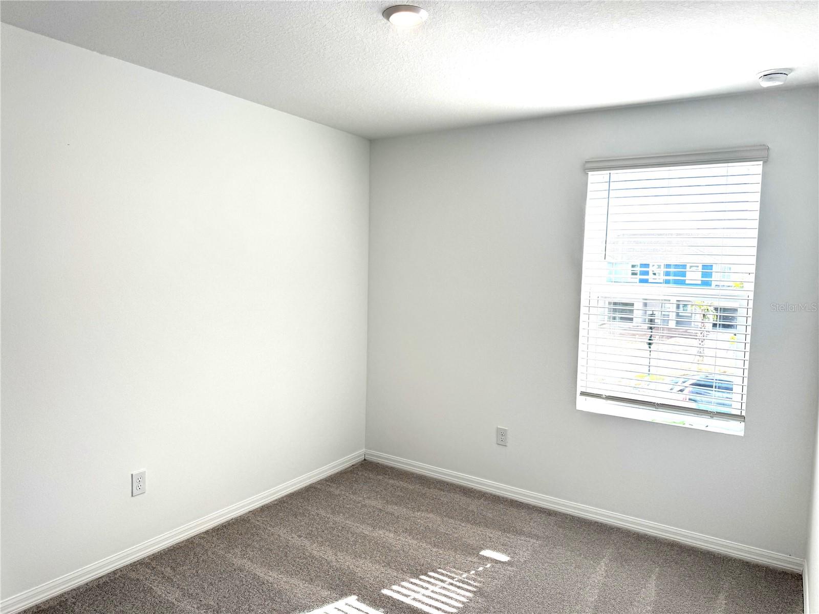 TOWNHOMES AT AZARIO - Residential Lease