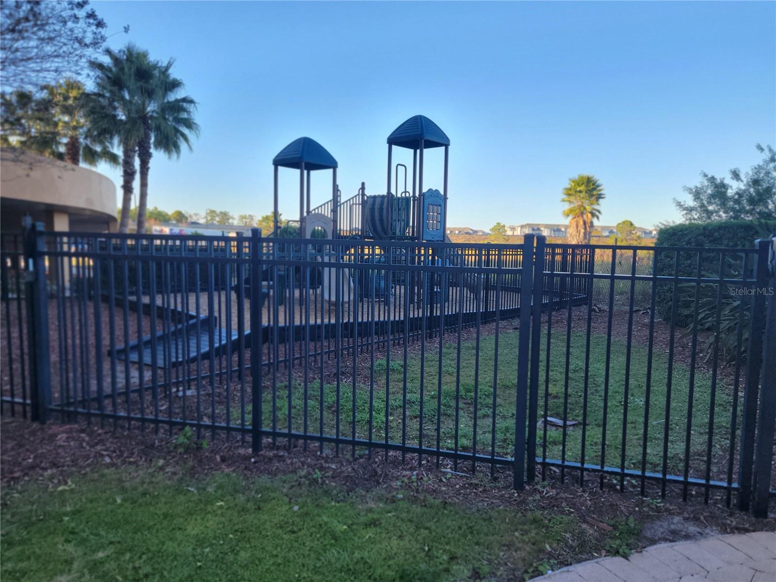 LAKE BUENA VISTA RESORT VILLAGE 2 CONDO - Residential