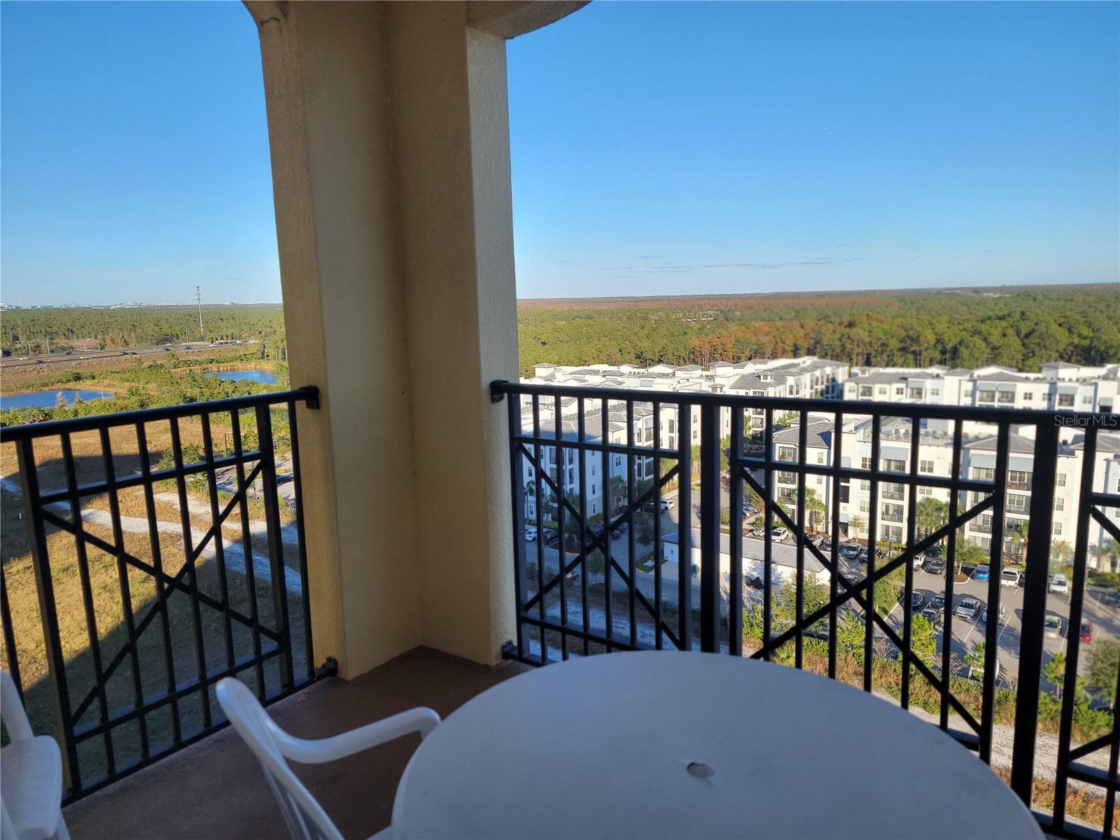 LAKE BUENA VISTA RESORT VILLAGE 2 CONDO - Residential