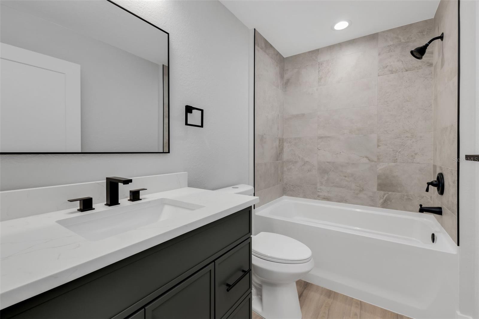 TIERRA CORONADO - Residential