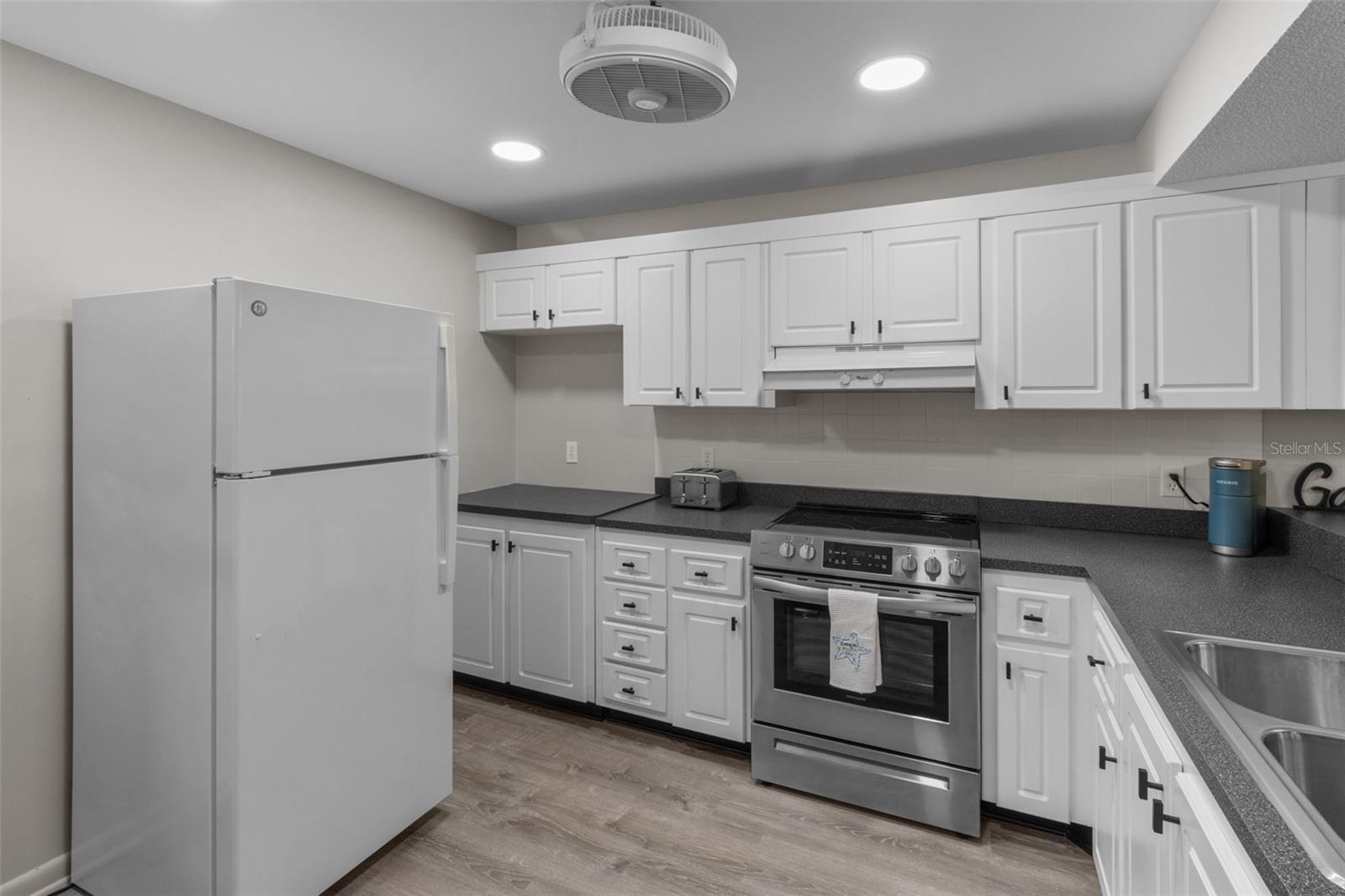 11945 143RD STREET 7119