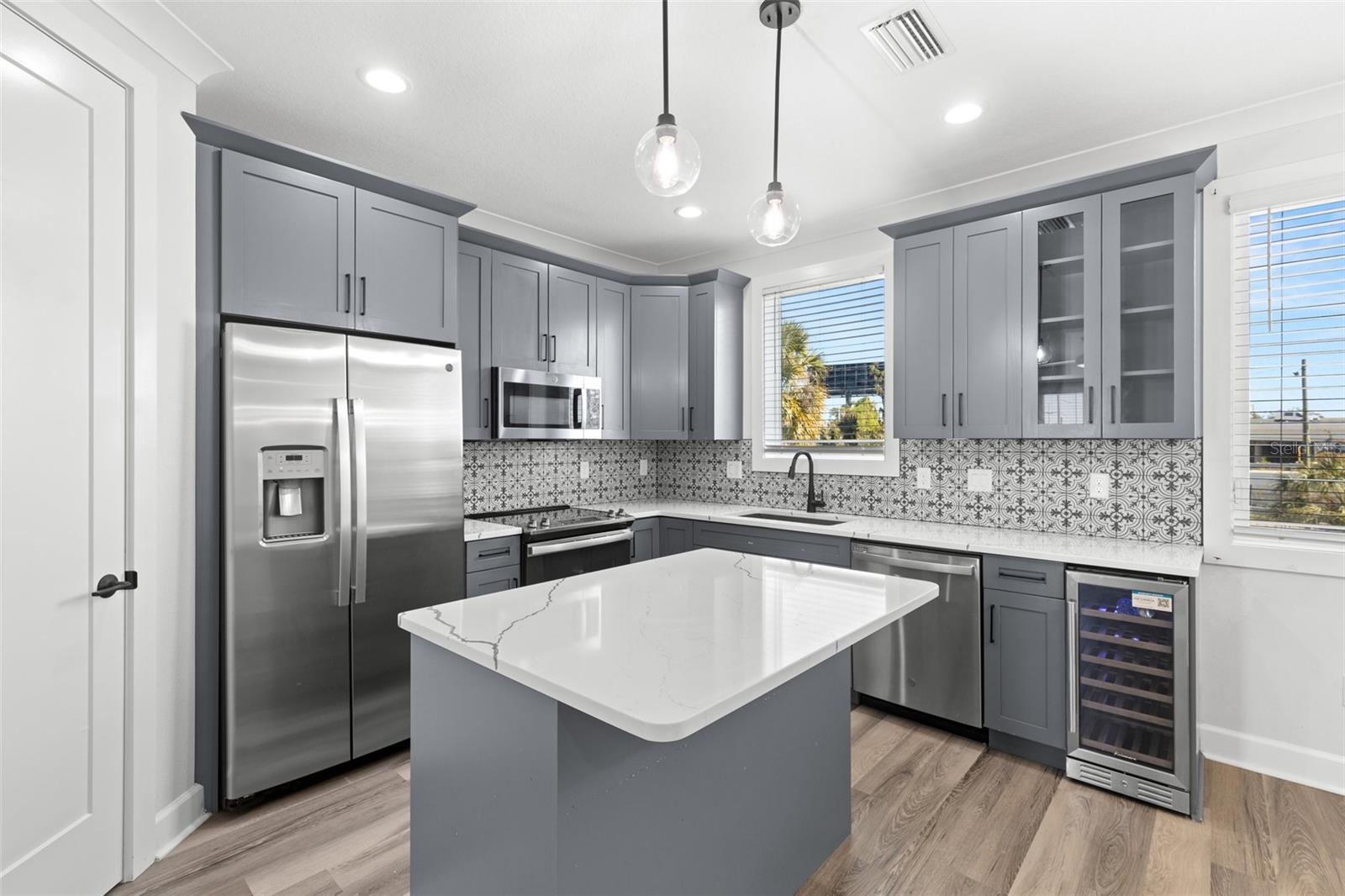 1501 N MORGAN STREET 5