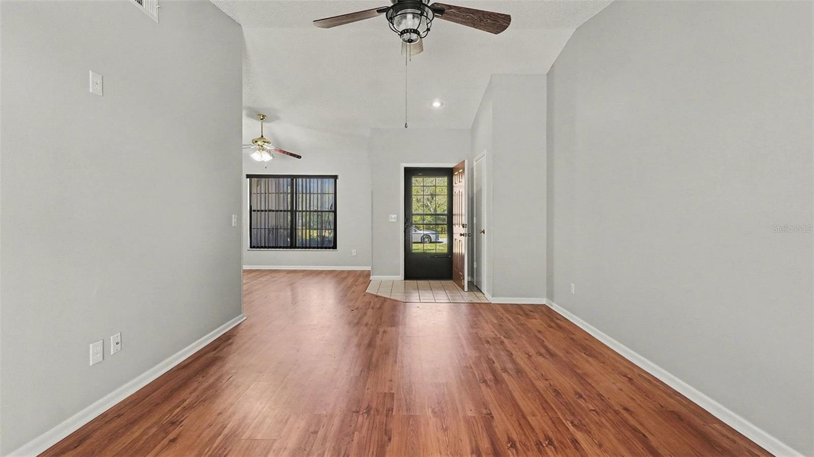 MARION OAKS - Residential