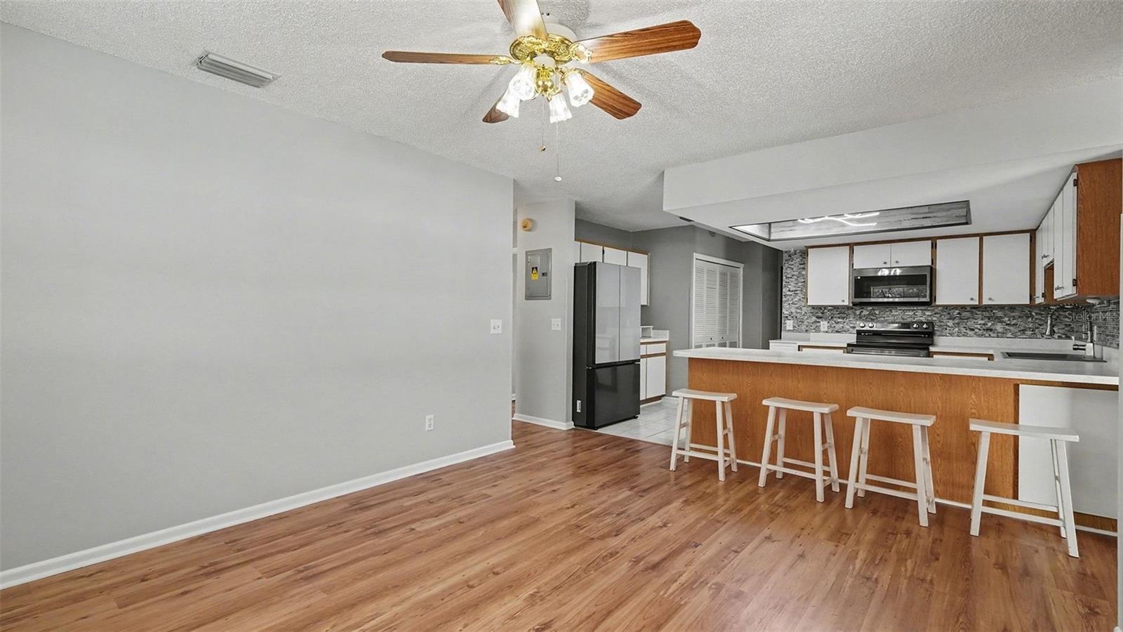 MARION OAKS - Residential