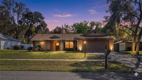 Photo of 14305 SW 42nd Terrace Road, Ocala, FL 34473 (MLS # O6391510)