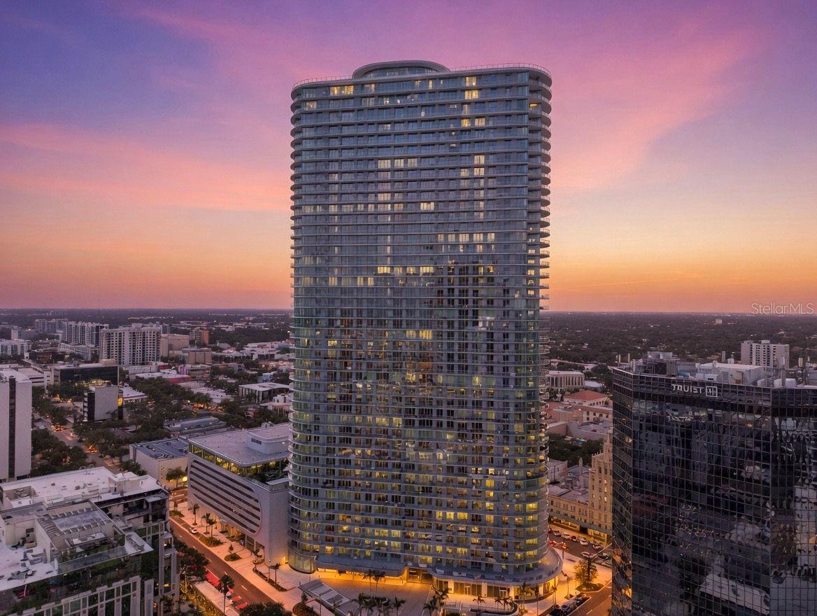 400 CENTRAL - Residential