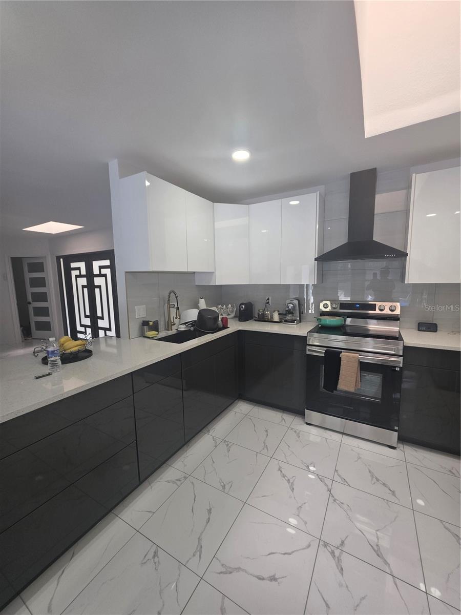 SPRING HILL - Residential