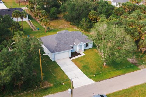 A home in PORT CHARLOTTE