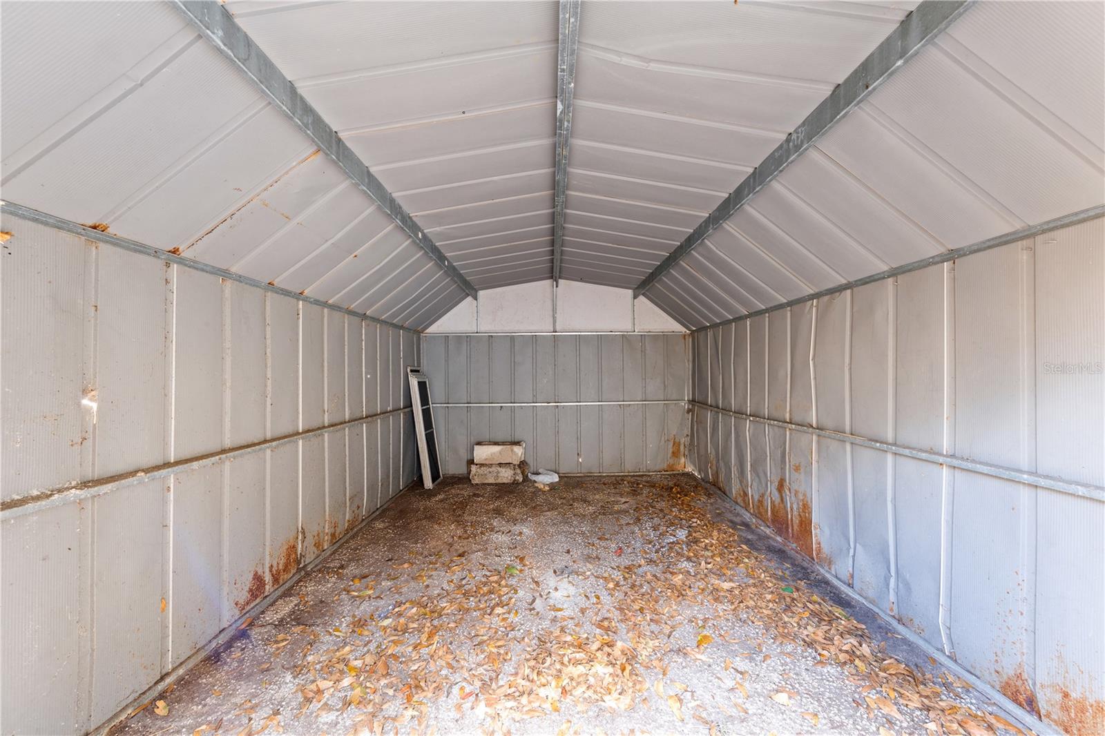 LAKE MARIAN HLNDS UN 4 - Residential