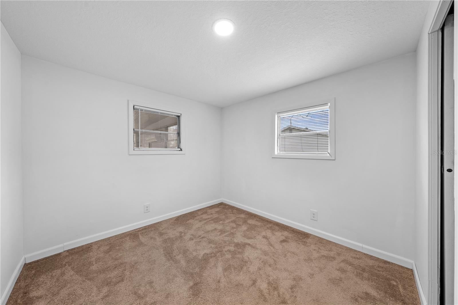 LAKE MARIAN HLNDS UN 4 - Residential