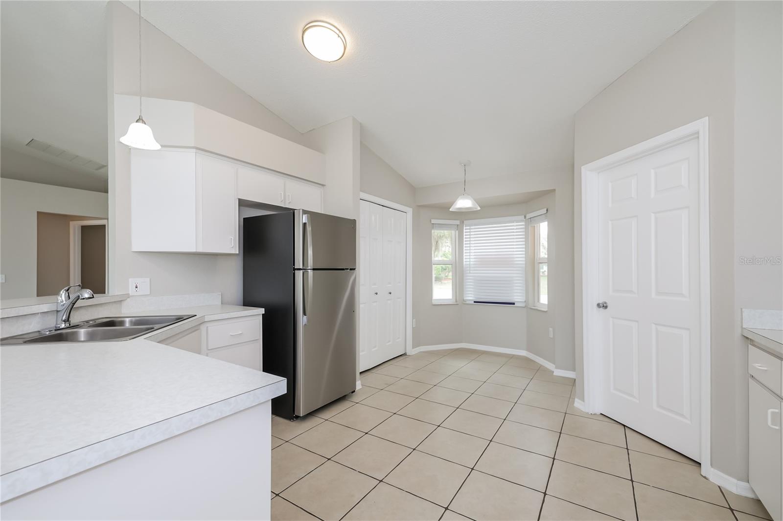 WINFIELD HEIGHTS - Residential Lease