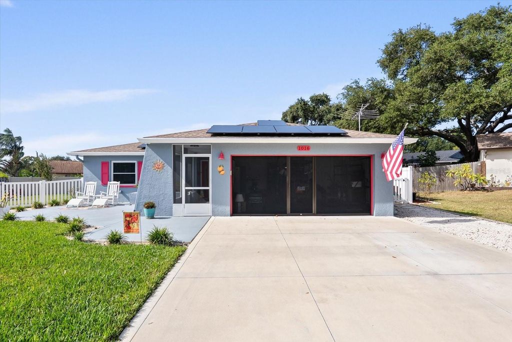 Photo of 1016 Vineyard Court, Dunedin, FL 34698 (MLS # TB8447852)