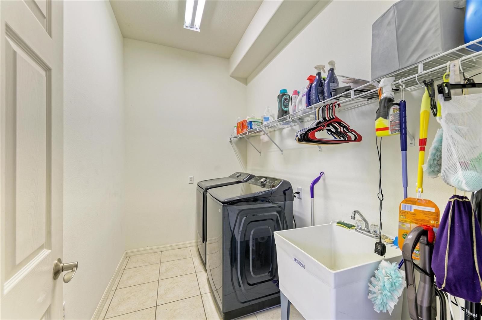 PALMA SOLA TRACE - Residential