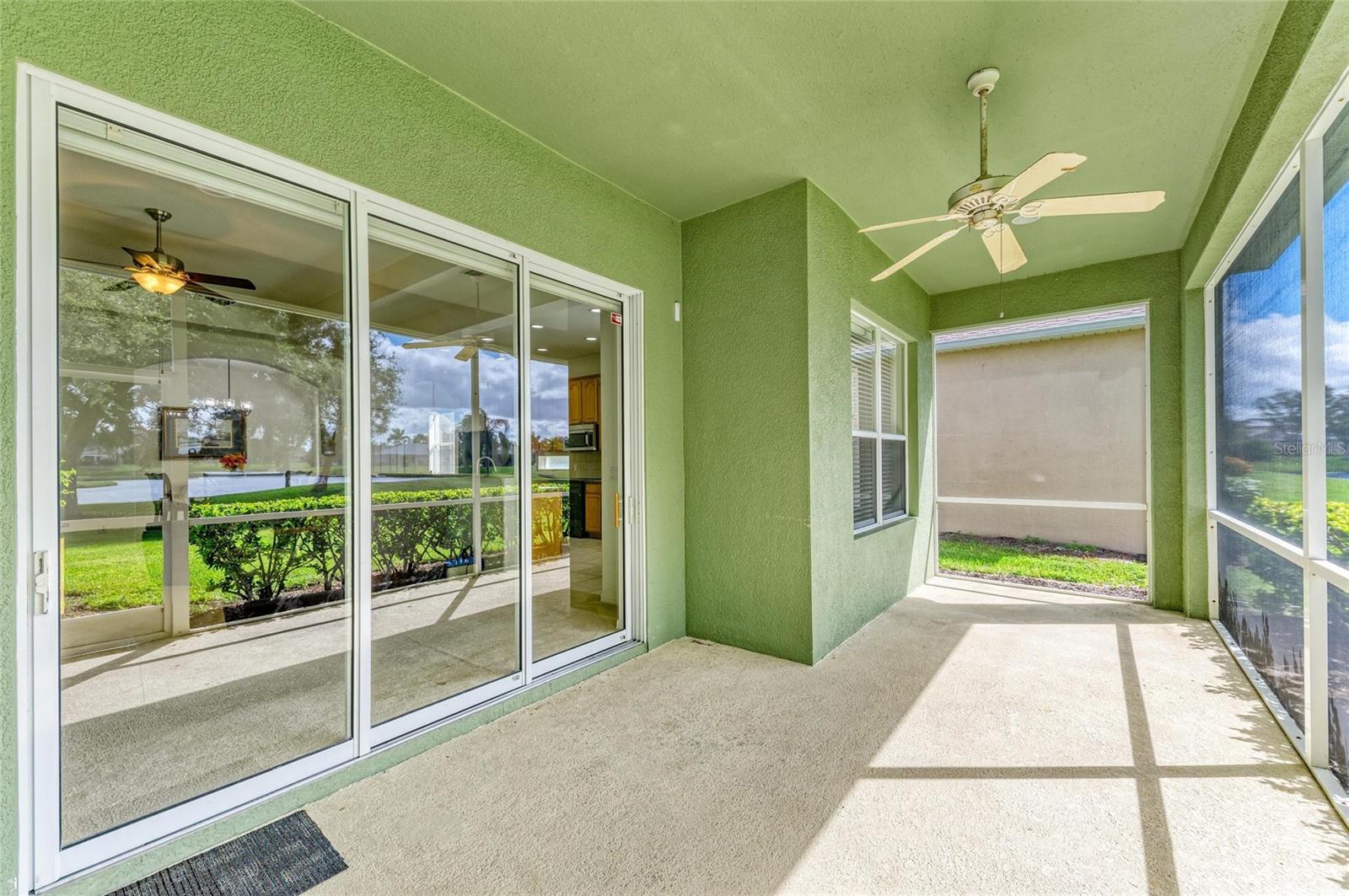 PALMA SOLA TRACE - Residential