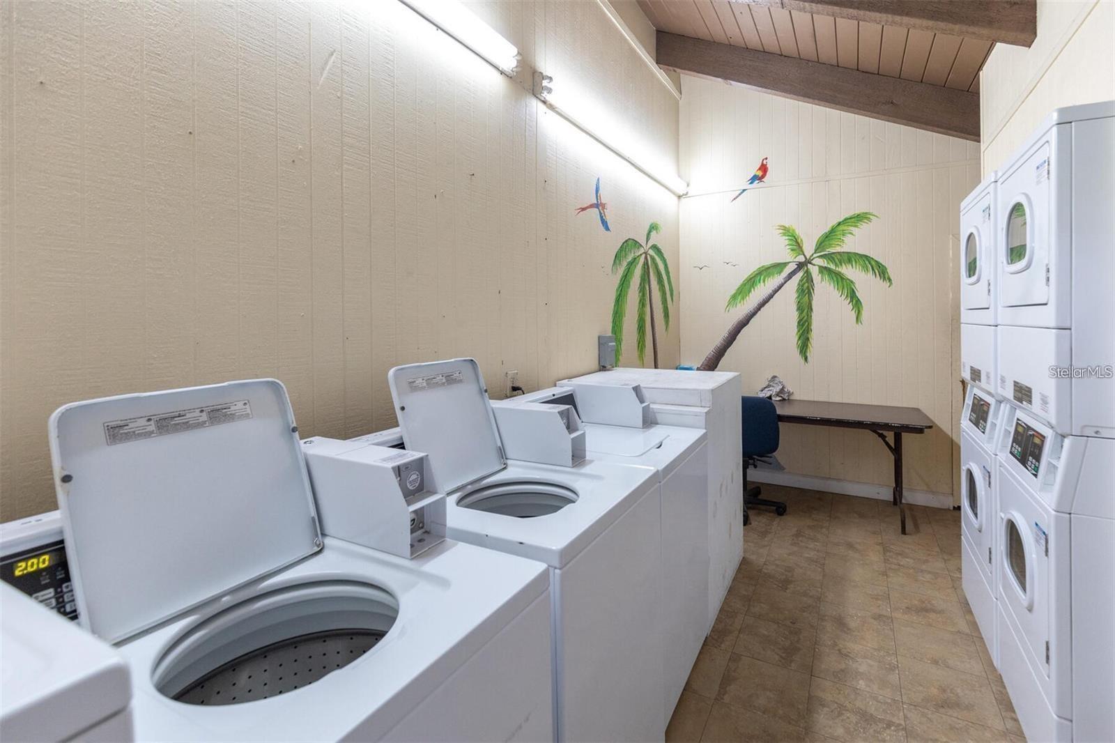 CARROLLBROOK LAKESIDE CONDOMIN - Residential