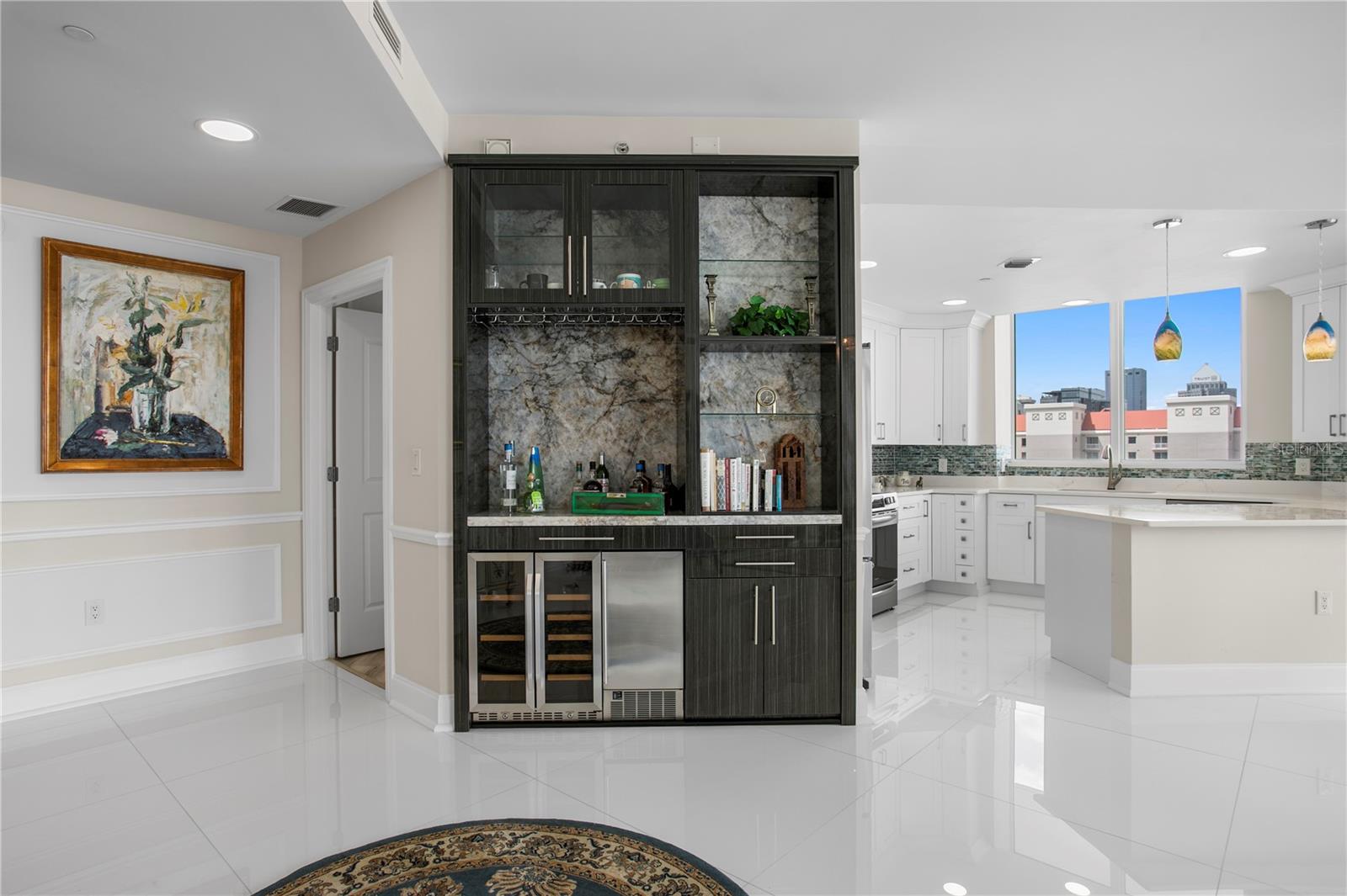 THE PLAZA HARBOUR ISLAND A CON - Residential