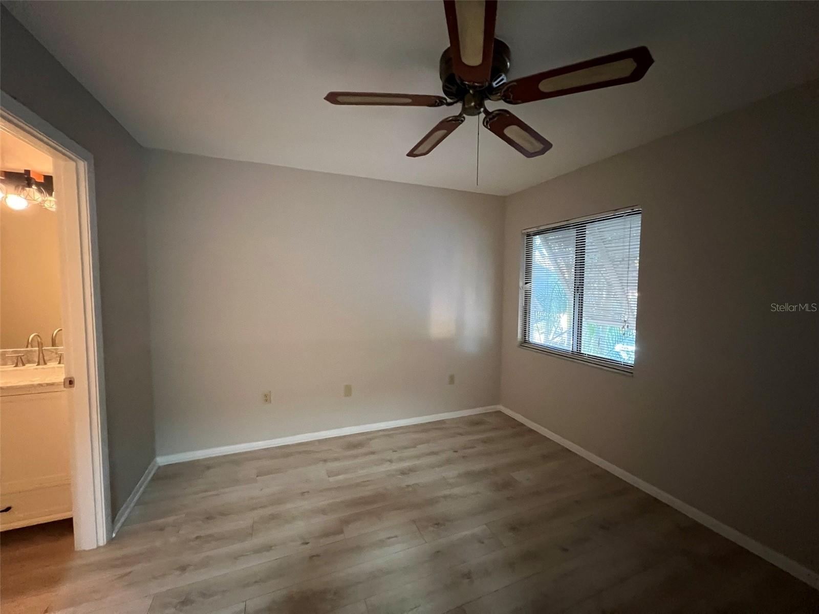 WILLOW LINKS - Residential