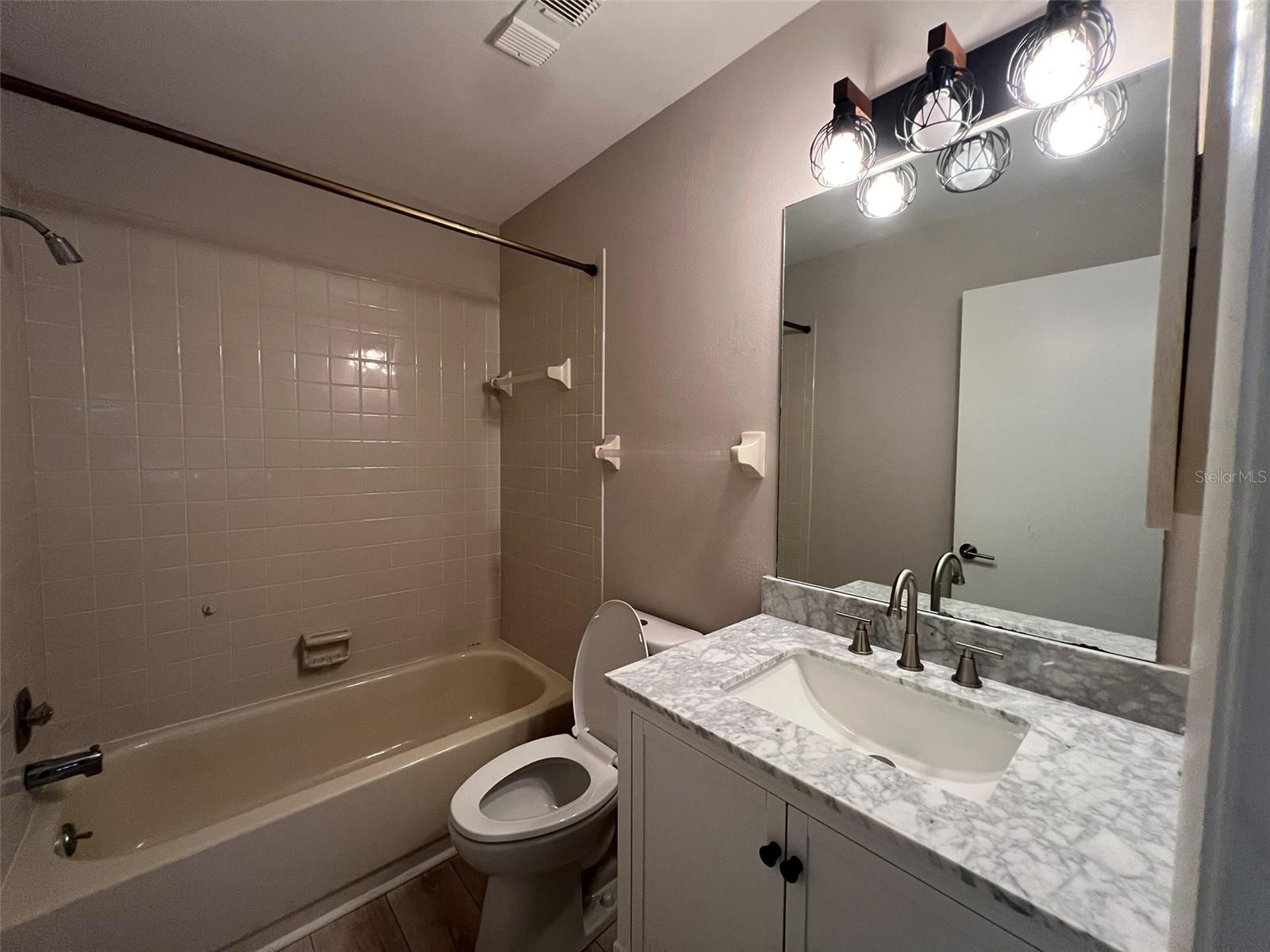 WILLOW LINKS - Residential