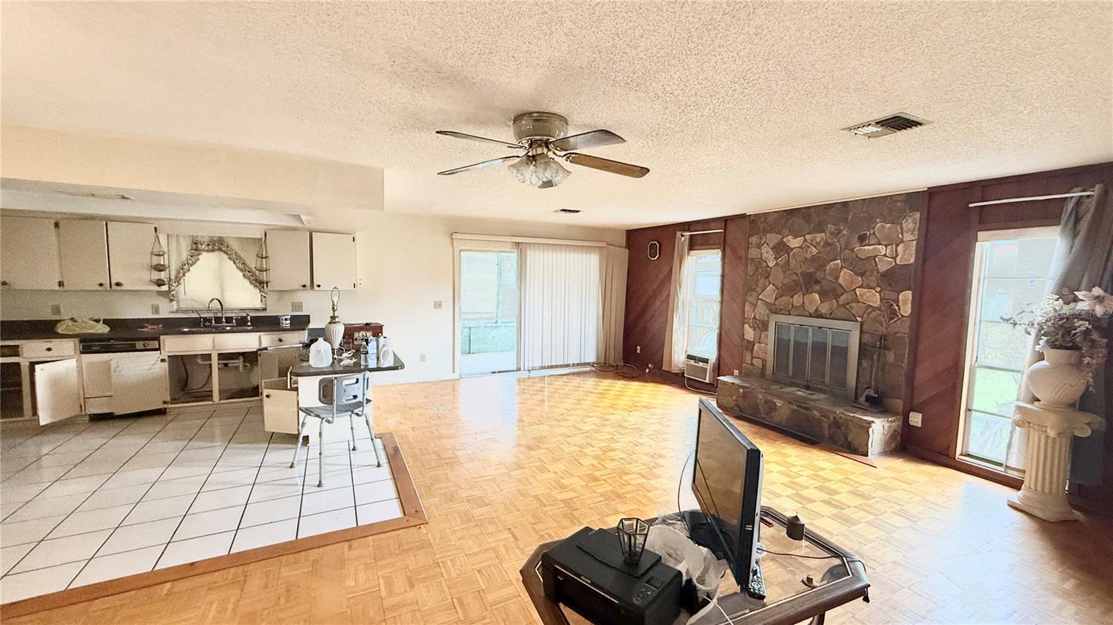 BUCKEYE HEIGHTS - Residential