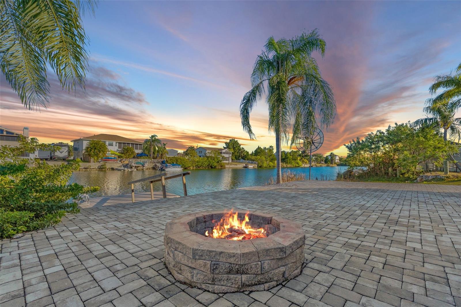 HERNANDO BEACH - Residential