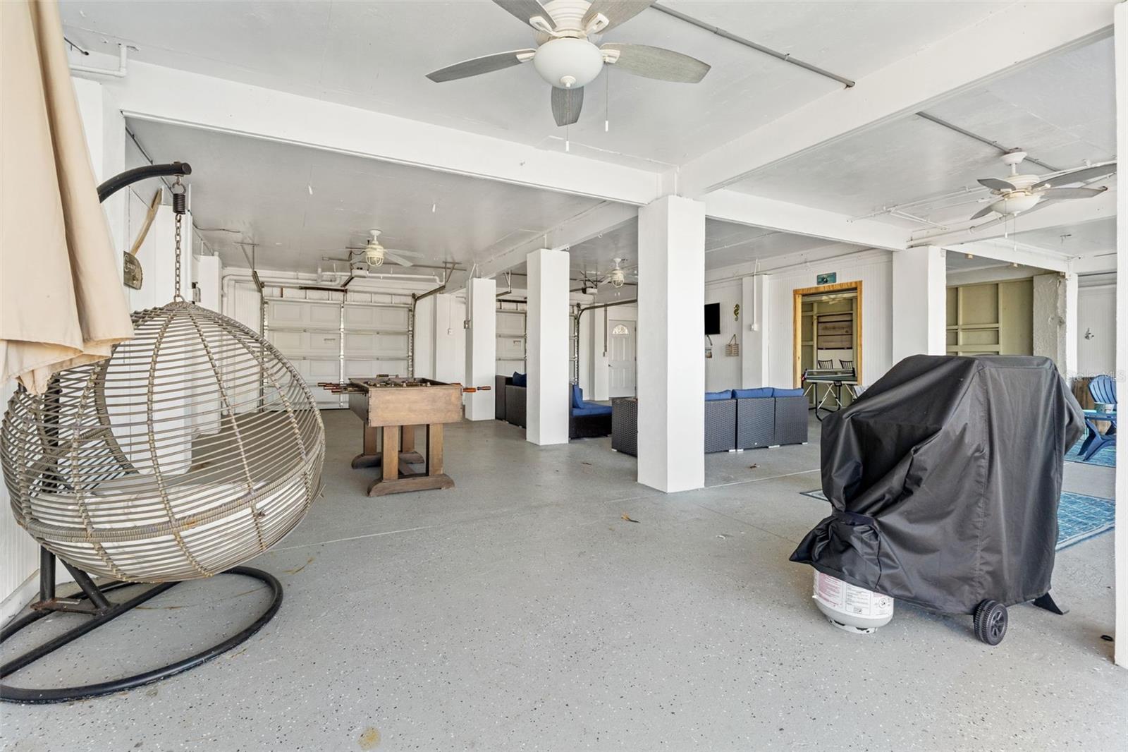 HERNANDO BEACH - Residential