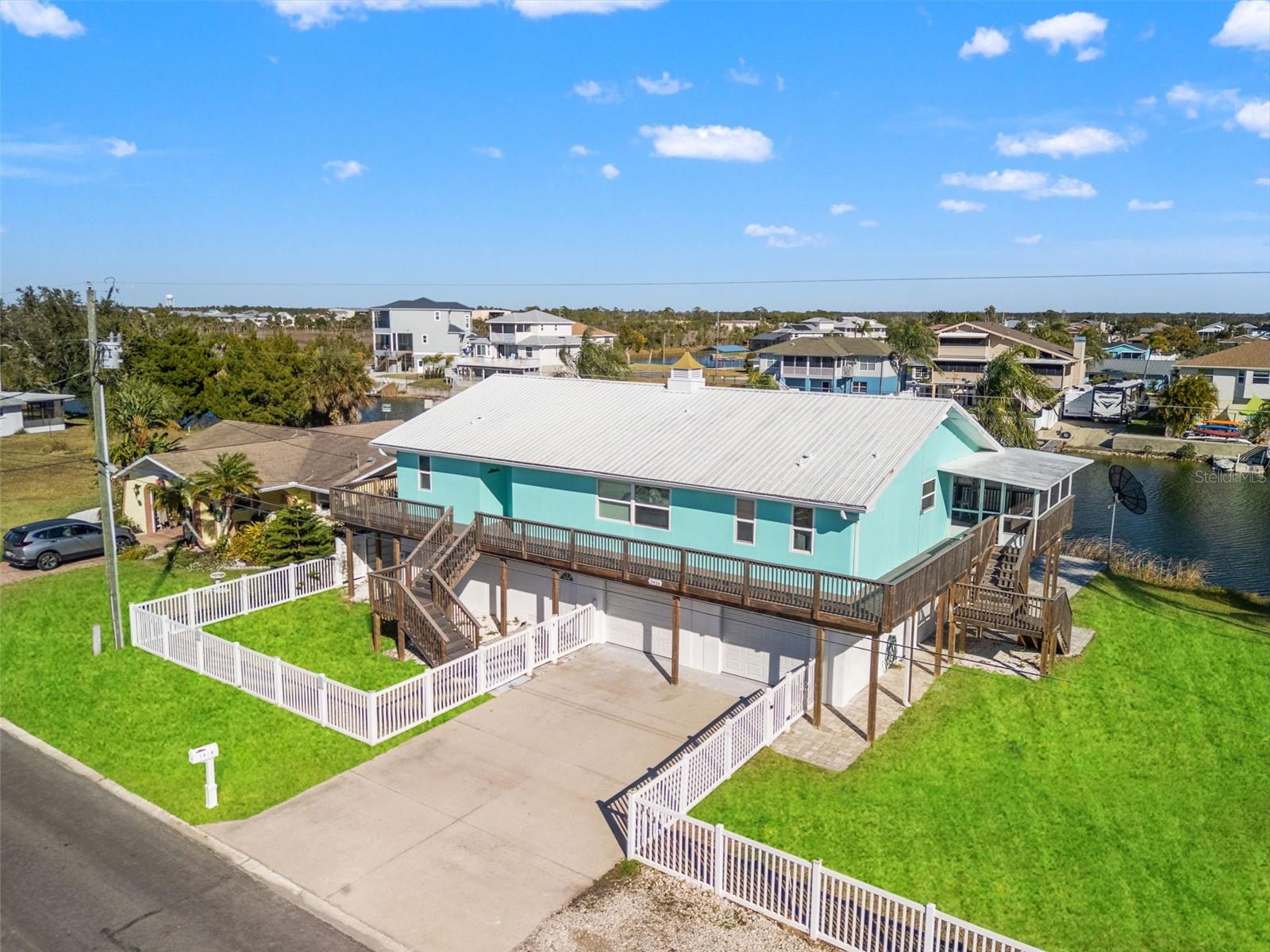 HERNANDO BEACH - Residential