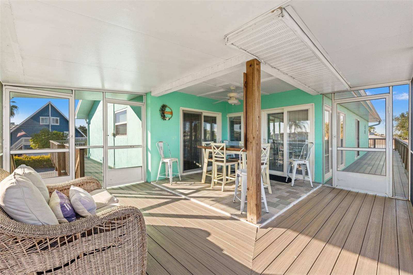 HERNANDO BEACH - Residential