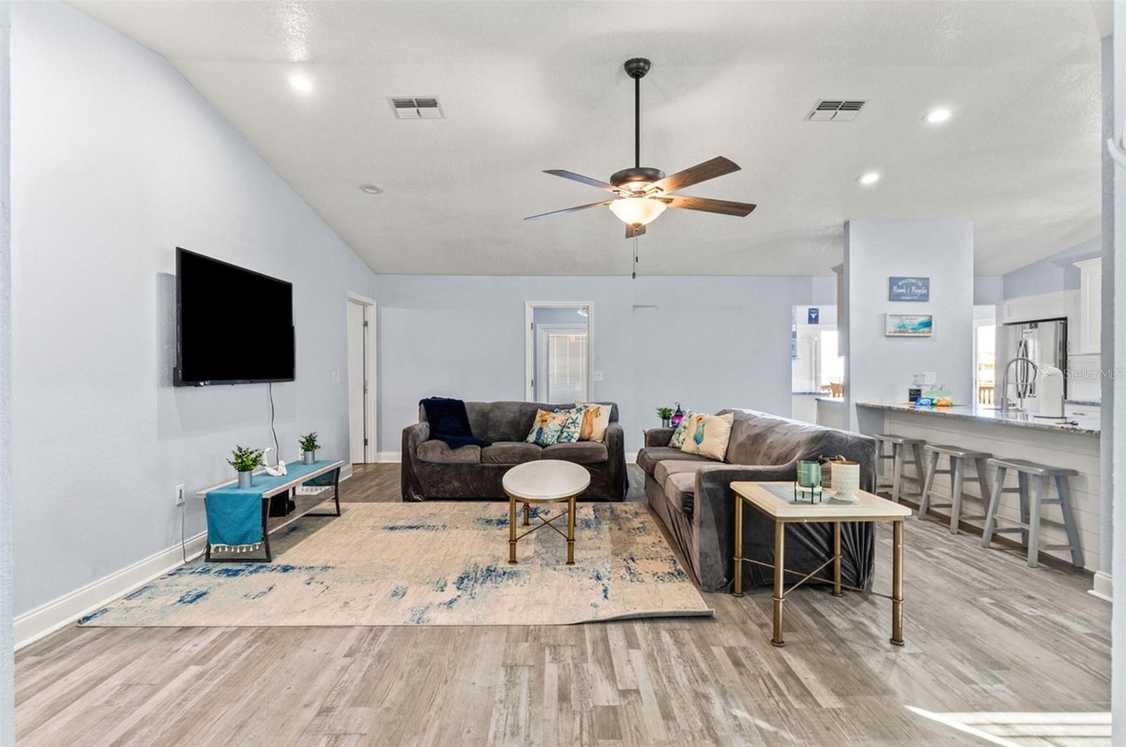 HERNANDO BEACH - Residential