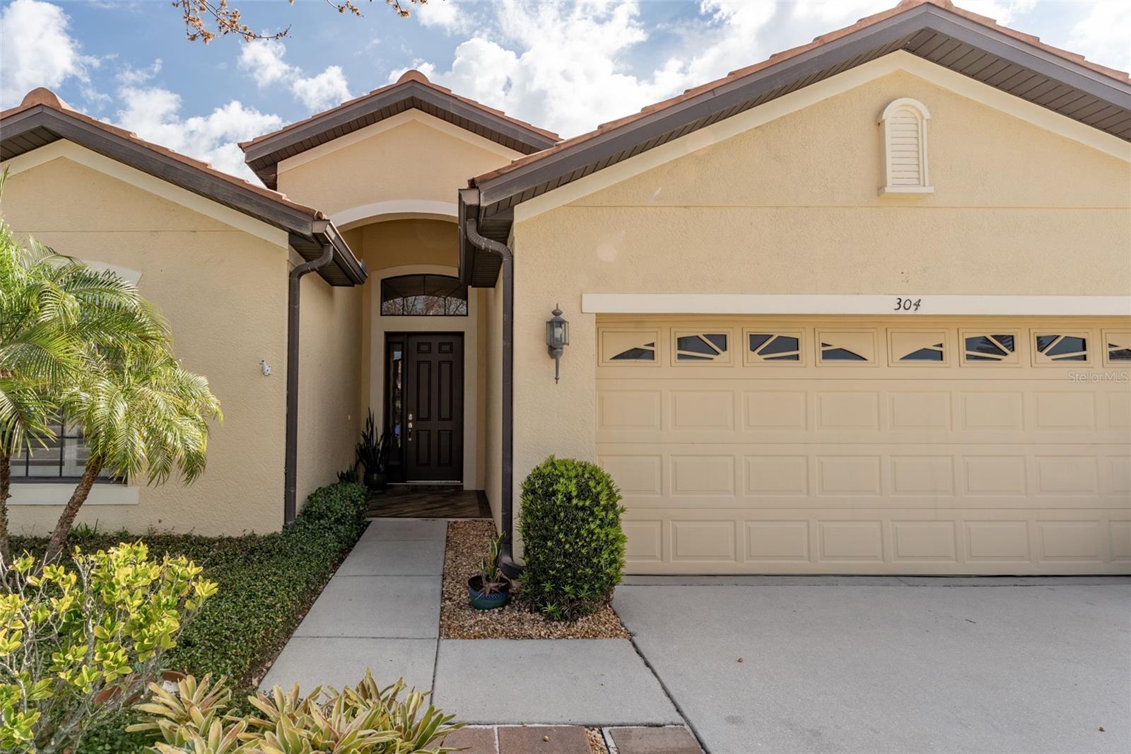 304 SILVER FALLS DRIVE