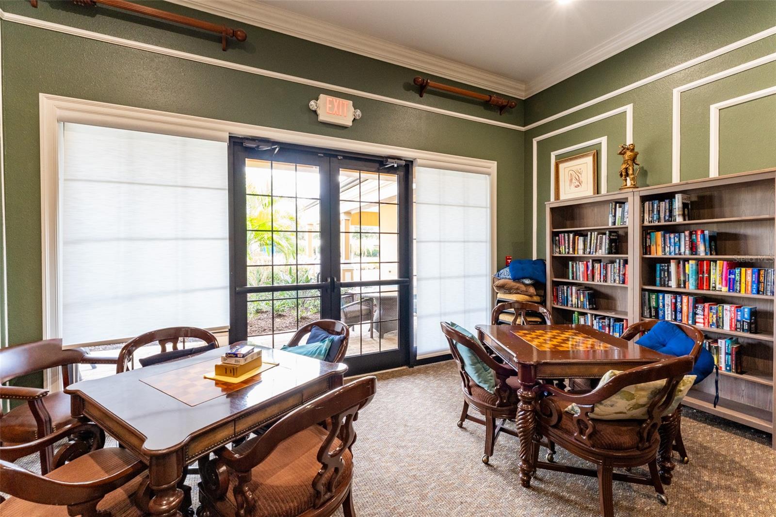 SOUTHSHORE FALLS PH 1 - Residential